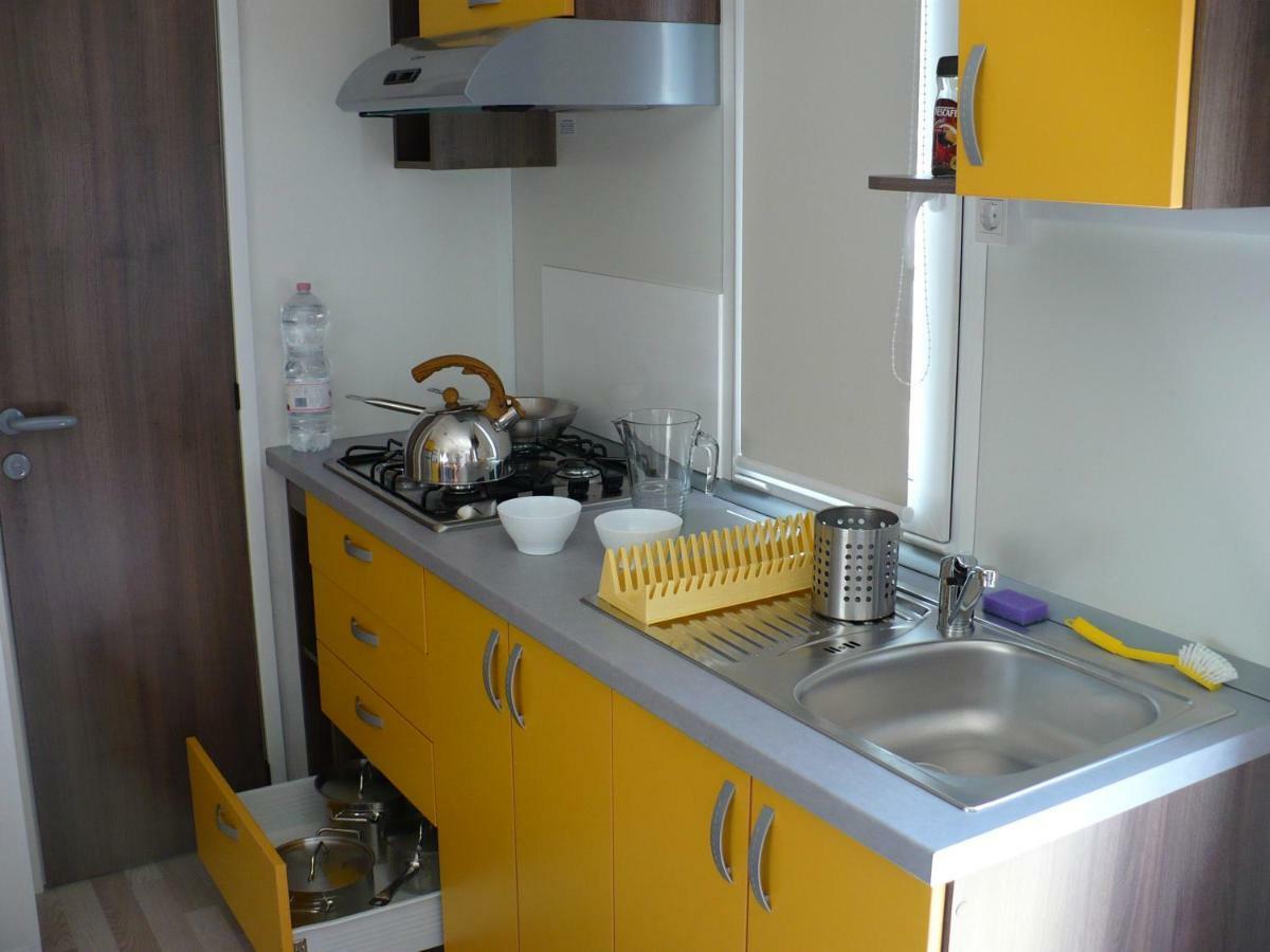 Victoria Mobilehome In Centro Vacanze San Francesco ドゥナ・ヴェルデ エクステリア 写真